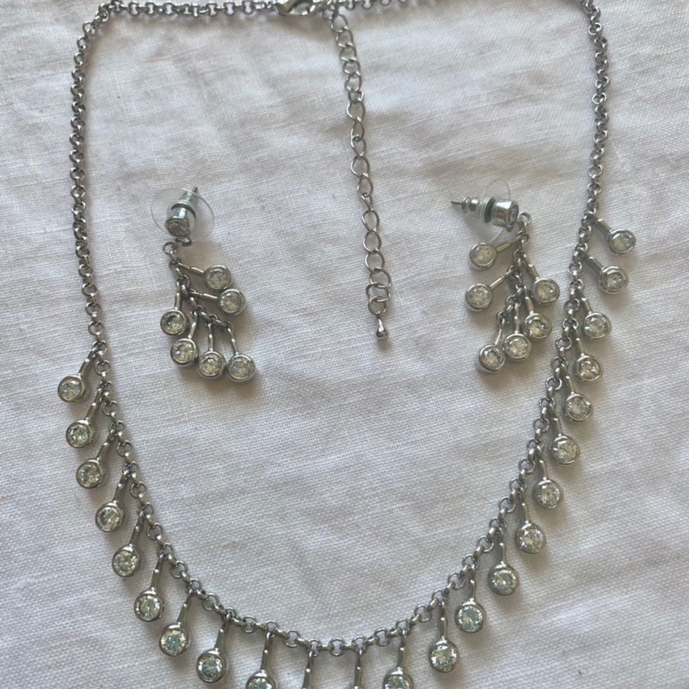 Crystals set